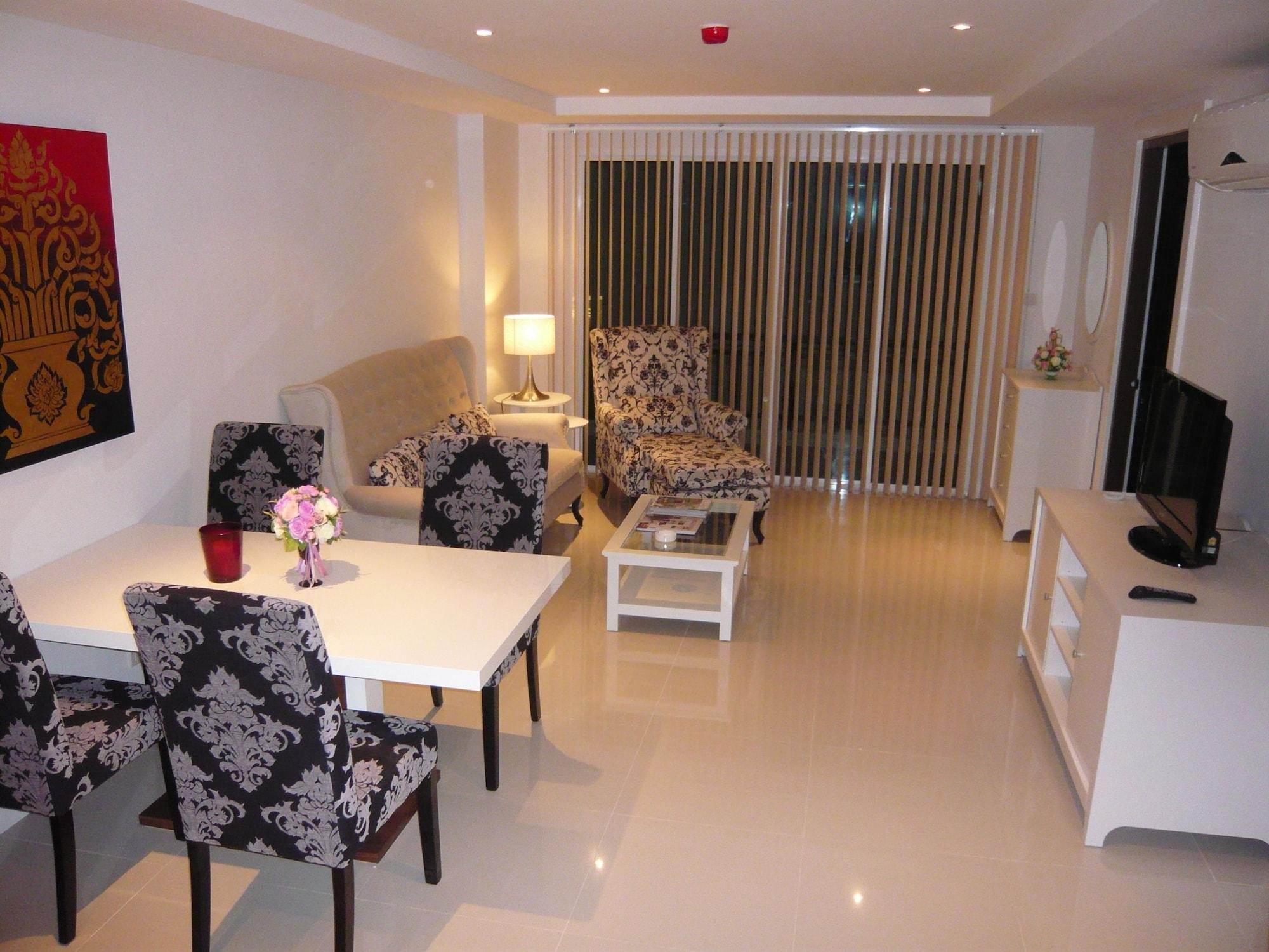 Aparthotel Penthouses Pantai Jomtien