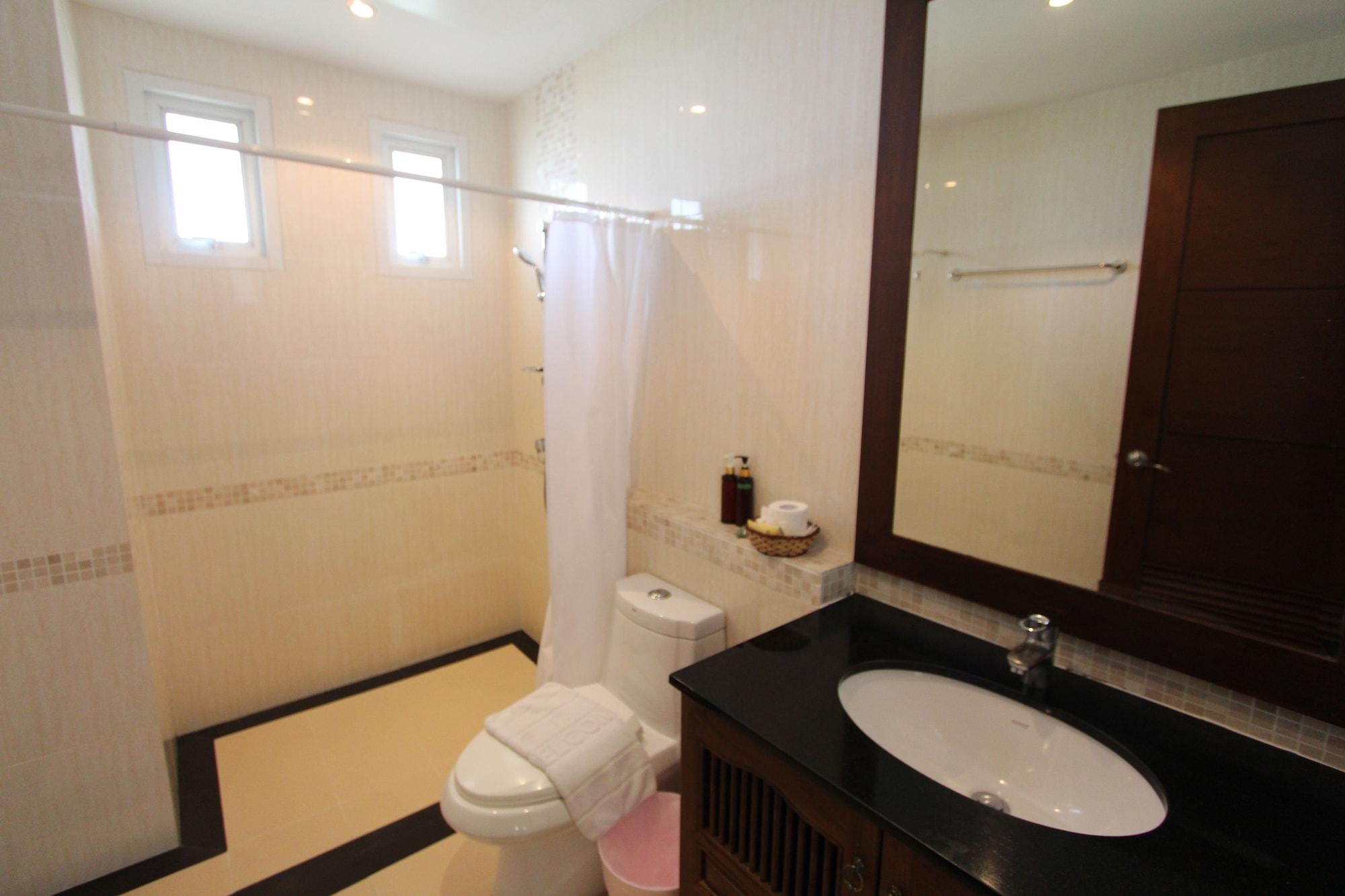 Апарт-отель Penthouses Джомтьен